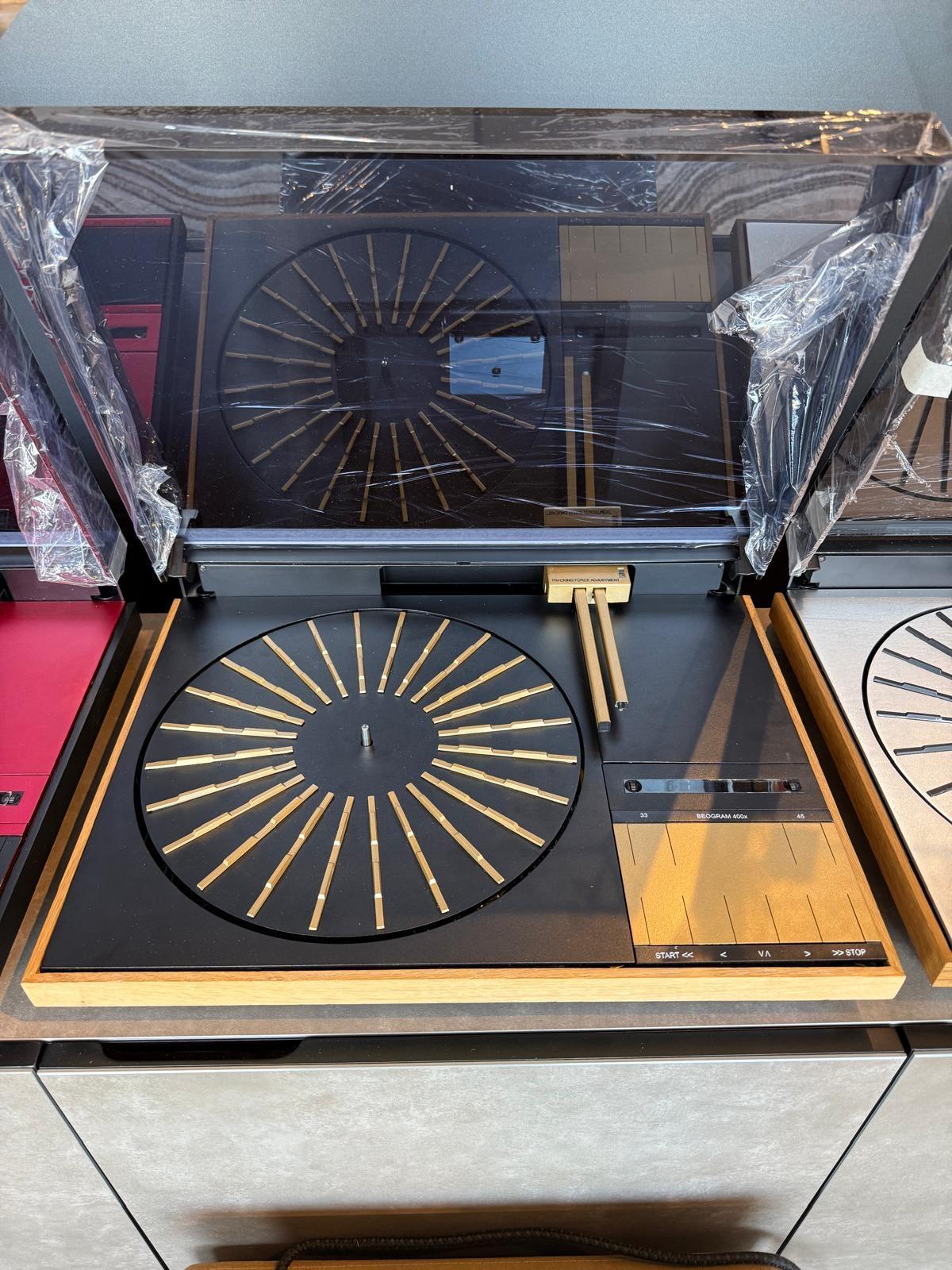 Classic Bang & Olufsen restoration example